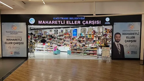 MAHARETLİ ELLER ÇARŞISI’NDA KADINLARIN YETENEKLERİ HAYAT BULUYOR