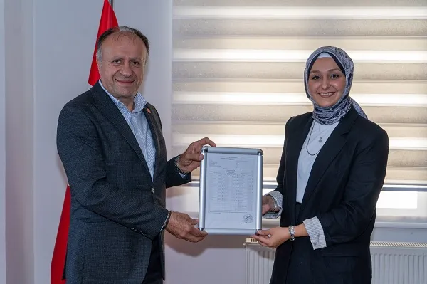 Niyazi Güneri Mazbatasını Aldı 