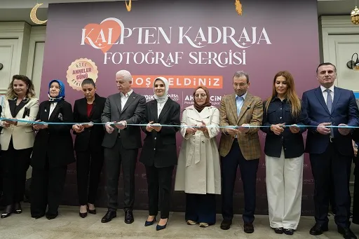 Kalpten Kadraja Fotoğraf Sergisi Anneler Günü’nde Sanatseverlerle Buluştu