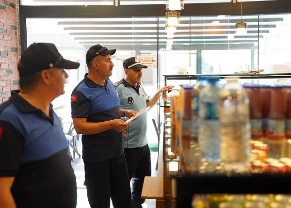 TUZLA’DA FIRIN VE MARKETLERE DENETİM