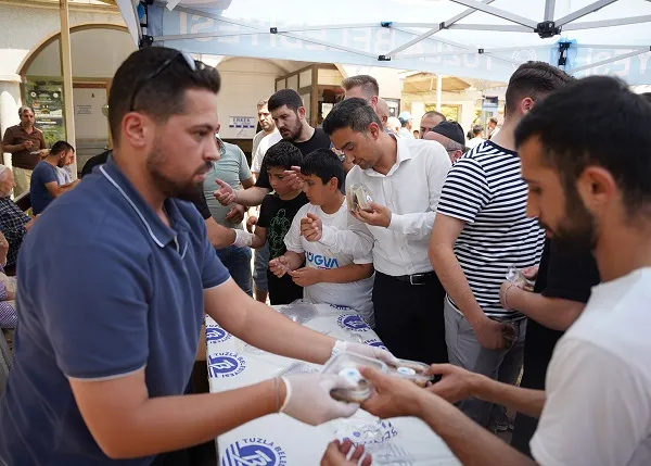 AŞURE İKRAMI BAŞLADI
