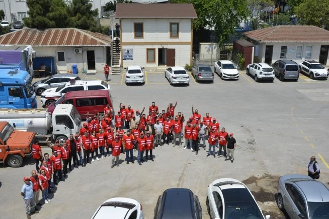 KARYAPSAN İŞÇİLERİ GREV KARARI ALDI
