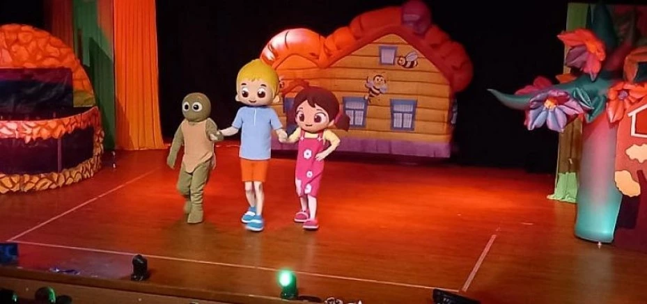 Niloya ve Arkadaşları minik dostları ile buluşuyor